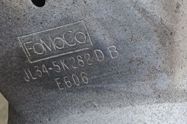 Викуп каталізатора JL34-5K282-DB  FoMoCo Марка автомобіля Ford     Вставка каталізатора Кераміка Тип палива Бензин Каталітична марка FoMoCo