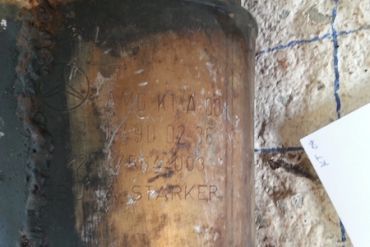 Викуп каталізатора KT A008 A2104900236 Zeuna Starker Марка автомобіля Mercedes Benz     Вставка каталізатора Кераміка Тип палива Бензин Каталітична марка Zeuna Starker