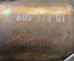 Викуп каталізатора 7605227 1830-7597062 Eberspächer Марка автомобіля BMW Модель автомобіля BMW 3 Series E90 / E91 / E92 - 325d F30 - 335i Рік автомобіля 2011|2012|2013|2014|2015|2016 Вставка каталізатора Кераміка Тип палива Бензин Каталітична марка Eberspächer