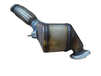 Викуп каталізатора 2247657 112159733 Eberspächer Марка автомобіля BMW Модель автомобіля BMW 3 Series Рік автомобіля 2001|2003 Вставка каталізатора Кераміка Тип палива Бензин Каталітична марка Eberspächer