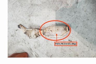 Викуп каталізатора F65A 5E214 EG (REAR) M6 158 RUM Марка автомобіля Ford Модель автомобіля Ford F150   Вставка каталізатора Кераміка Тип палива Бензин