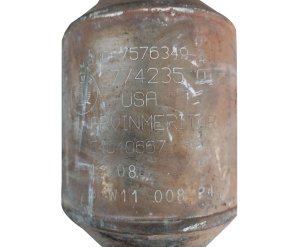 Викуп каталізатора 77423501 1830-7576349-01 Arvin Meritor Марка автомобіля BMW     Вставка каталізатора Кераміка Тип палива Бензин Каталітична марка Arvin Meritor