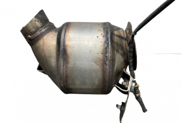 Викуп каталізатора 3D0131690J 3D0166BA MADE IN GERMANY Zeuna Starker Марка автомобіля Audi|Volkswagen     Вставка каталізатора Кераміка Тип палива Бензин Каталітична марка Zeuna Starker