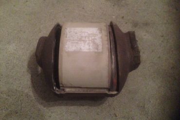 Викуп каталізатора KT 0243 A1694900414 Марка автомобіля Mercedes Benz Модель автомобіля Mercedes Benz B-Class W245 - 1.7L   Вставка каталізатора Кераміка Тип палива Бензин