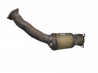 Викуп каталізатора 8K0131701AR 8K0178LA  Eberspächer Марка автомобіля Audi|Volkswagen Модель автомобіля Audi A5 1.8 / 2.0 TFSI|Audi A4 8K - 1.8 / 2.0 TFSI Рік автомобіля 2012|2013|2014|2015|2016 Вставка каталізатора Кераміка Тип палива Бензин Каталітична марка Eberspächer