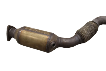 Викуп каталізатора 4F0131701CF 4F0178EC Марка автомобіля Audi|Volkswagen Модель автомобіля Audi S6|Audi A6   Вставка каталізатора Кераміка Тип палива Бензин