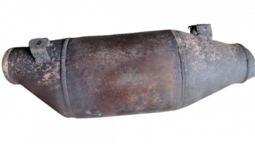 Викуп каталізатора 1J0131701KB Марка автомобіля Audi|Volkswagen     Вставка каталізатора Кераміка Тип палива Бензин