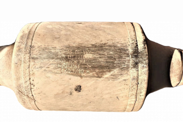 Викуп каталізатора 1K0131701DJ 1K0178MA Марка автомобіля Audi|Volkswagen     Вставка каталізатора Кераміка Тип палива Бензин