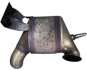 Викуп каталізатора 1K0131902AE Марка автомобіля Audi|Volkswagen     Вставка каталізатора Кераміка Тип палива Бензин