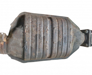 Викуп каталізатора 443131701P 443178 Марка автомобіля Audi|Volkswagen     Вставка каталізатора Кераміка Тип палива Бензин