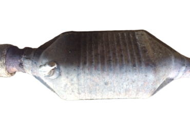 Викуп каталізатора 4B0253095H1 Triangle Марка автомобіля Audi|Volkswagen     Вставка каталізатора Кераміка Тип палива Бензин