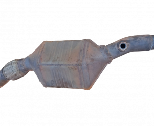 Викуп каталізатора 4B3131701AB 4B3178F Марка автомобіля Audi|Volkswagen     Вставка каталізатора Кераміка Тип палива Бензин