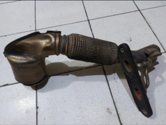 Викуп каталізатора 5C0131690B 5C0178DA Марка автомобіля Audi|Volkswagen     Вставка каталізатора Кераміка Тип палива Бензин