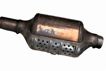 Викуп каталізатора 6J0171 6J0131701A Марка автомобіля Audi|Volkswagen     Вставка каталізатора Кераміка Тип палива Бензин