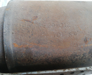 Викуп каталізатора 6K0131701S Марка автомобіля Audi|Volkswagen     Вставка каталізатора Кераміка Тип палива Бензин