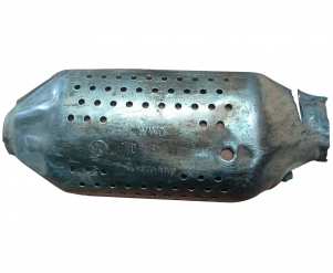 Викуп каталізатора 6N0131701AM Марка автомобіля Audi|Volkswagen     Вставка каталізатора Кераміка Тип палива Бензин