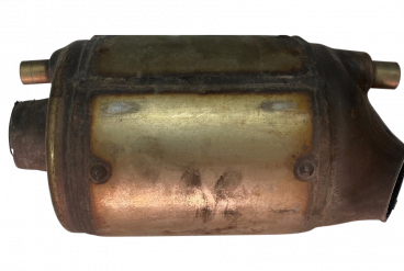 Викуп каталізатора 7E0131902F 7E0131731 Марка автомобіля Audi|Volkswagen     Вставка каталізатора Кераміка Тип палива Бензин