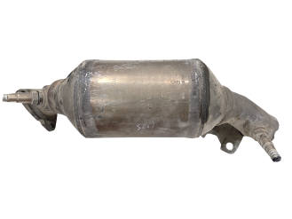 Викуп каталізатора 7P0131701Q 7P0178AA Марка автомобіля Audi|Volkswagen     Вставка каталізатора Кераміка Тип палива Бензин