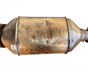 Викуп каталізатора 60670910 2238219001 / 4001840009/4002650010 Zeuna Starker Марка автомобіля Alfa Romeo|Fiat|Lancia     Вставка каталізатора Кераміка Тип палива Бензин Каталітична марка Zeuna Starker