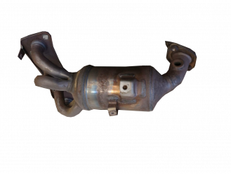 Викуп каталізатора 61M-C01 Марка автомобіля Suzuki Модель автомобіля Suzuki Vitara 1.5 III - 1.6B|Suzuki SX4 1.6 S-Cross Рік автомобіля 2014|2017 Вставка каталізатора Кераміка Тип палива Бензин