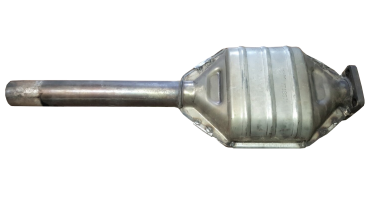 Викуп каталізатора 7748871 4DCO64 Марка автомобіля Alfa Romeo|Fiat|Lancia Модель автомобіля Fiat Tempra 1.4|Lancia Dedra 1.4 1.6   Вставка каталізатора Кераміка Тип палива Бензин