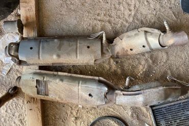 Викуп каталізатора 3R33 BA HOB New Cigar Марка автомобіля Ford     Вставка каталізатора Кераміка Тип палива Бензин