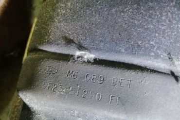 Викуп каталізатора 5F23 5F250 FE M6 089 PET Марка автомобіля Ford     Вставка каталізатора Кераміка Тип палива Бензин