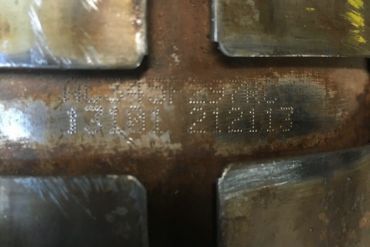 Викуп каталізатора AC34 5F297 RC Марка автомобіля Ford     Вставка каталізатора Кераміка Тип палива Бензин