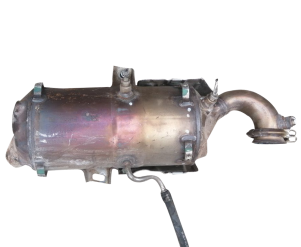 Викуп каталізатора F1B1-5H270-AB  FoMoCo Марка автомобіля Ford Модель автомобіля Ford Fiesta VI   Вставка каталізатора Кераміка + DPF Тип палива Дизель Каталітична марка FoMoCo