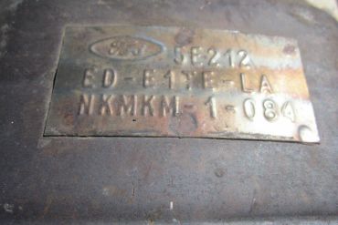 Викуп каталізатора ED-E1TE-LA Марка автомобіля Ford     Вставка каталізатора Кераміка Тип палива Бензин