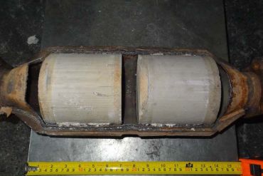 Викуп каталізатора TROOPER 894388862 970506 Марка автомобіля Isuzu     Вставка каталізатора Кераміка Тип палива Бензин