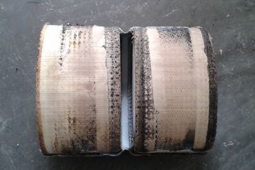 Викуп каталізатора 9146506 2236957001 Zeuna Starker Марка автомобіля Volvo     Вставка каталізатора Кераміка Тип палива Бензин Каталітична марка Zeuna Starker