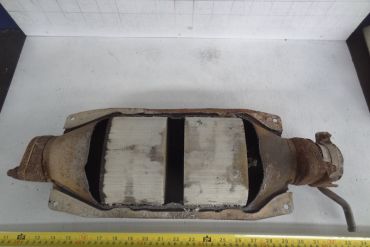 Викуп каталізатора BSH32 size 5 Марка автомобіля Hyundai|Kia     Вставка каталізатора Кераміка Тип палива Бензин