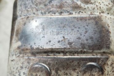 Викуп каталізатора VP4F1C 5F299 BA Or UP4F1C 5F299 BA Марка автомобіля Ford     Вставка каталізатора Кераміка Тип палива Бензин