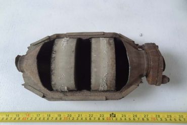 Викуп каталізатора ESH71 (100%) Марка автомобіля Hyundai|Kia     Вставка каталізатора Кераміка Тип палива Бензин