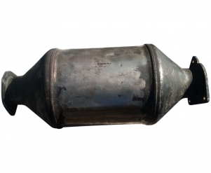 Викуп каталізатора A00111002 Марка автомобіля International Trucks     Вставка каталізатора Сажовий фільтр (DPF) Тип палива Дизель