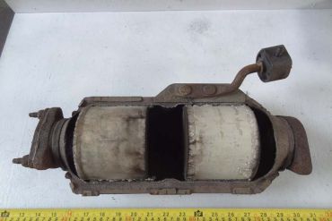 Викуп каталізатора H2AA18 970212 U 014 Марка автомобіля Hyundai|Kia     Вставка каталізатора Кераміка Тип палива Бензин