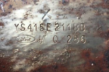 Викуп каталізатора YS41 5E211 BB Small Mouth Ford Марка автомобіля Ford     Вставка каталізатора Кераміка Тип палива Бензин