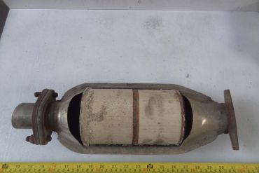 Викуп каталізатора UDUN01 CHK Марка автомобіля Hyundai|Kia     Вставка каталізатора Кераміка Тип палива Бензин