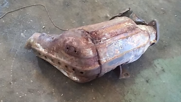 Викуп каталізатора 7X08 Марка автомобіля Subaru     Вставка каталізатора Кераміка Тип палива Бензин