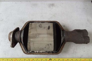 Викуп каталізатора 25161269 ATF 77 / 15 7 W3 Марка автомобіля General Motors     Вставка каталізатора Кераміка Тип палива Бензин