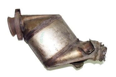 Викуп каталізатора 22476570 112159733 Eberspächer Марка автомобіля BMW Модель автомобіля BMW 3 Series E46 - 320D (95 kw / 129 hp)   Вставка каталізатора Кераміка Тип палива Бензин Каталітична марка Eberspächer