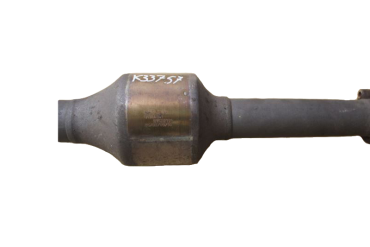 Викуп каталізатора 8642946 Марка автомобіля Volvo Модель автомобіля Volvo V70 II 2.4 Bi-Fuel|Volvo S80 2.4   Вставка каталізатора Кераміка Тип палива Бензин