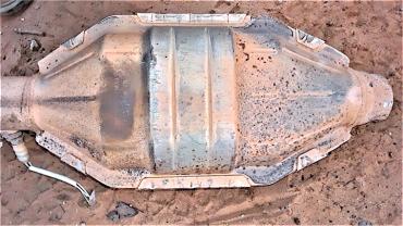 Викуп каталізатора 9W13 5E212 AB Марка автомобіля Ford     Вставка каталізатора Кераміка Тип палива Бензин