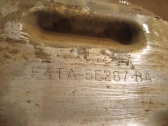 Викуп каталізатора E4TA-5E287-BA Ford Van Марка автомобіля Ford     Вставка каталізатора Кераміка Тип палива Бензин