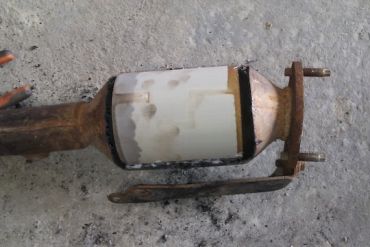 Викуп каталізатора 17150-0P070 Марка автомобіля Toyota     Вставка каталізатора Кераміка Тип палива Бензин