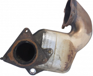 Викуп каталізатора 8200196044A H8200219264 PIE / 112789664000 Eberspächer Марка автомобіля Renault   Рік автомобіля 2001 Вставка каталізатора Кераміка Тип палива Бензин Каталітична марка Eberspächer