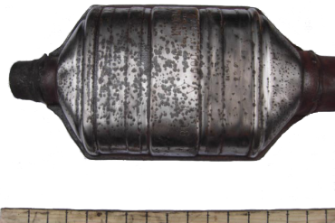 Викуп каталізатора C 28 112799433000 Eberspächer Марка автомобіля Renault Модель автомобіля Renault Laguna 2.0   Вставка каталізатора Кераміка Тип палива Бензин Каталітична марка Eberspächer