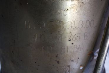 Викуп каталізатора 4H0131765B 4H0181BA + 4H0131703M 4G0178AD DPF : 4H0131765B 4H0181BA + Ceramic : 4H0131703M 4G0178AD Eberspächer Марка автомобіля Audi|Porsche|Volkswagen Модель автомобіля Porsche Macan 3.0D   Вставка каталізатора Кераміка + DPF Тип палива Дизель Каталітична марка Eberspächer