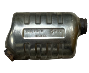 Викуп каталізатора C 707 208026112R / 82605035 Марка автомобіля Renault     Вставка каталізатора Кераміка Тип палива Бензин
